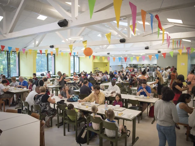 Moment des Lebens im Restaurant